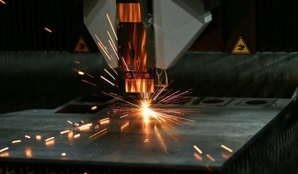 Opção pelo corte de chapas a laser